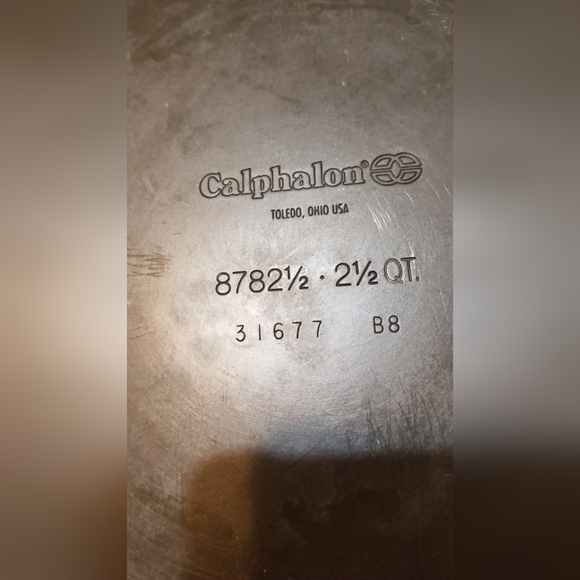 EUC CALPHALON CONTEMPORARY 37821/2 2 1/2 QT POT - Picture 4 of 6